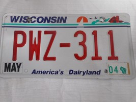 Wisconsin Metal License Plate/Tag &quot;Americas Dairyland&quot; Farm Scene May 04... - £11.97 GBP