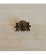 Extra Small Vintage People Holding Hands Lapel Pin - $27.56 CAD