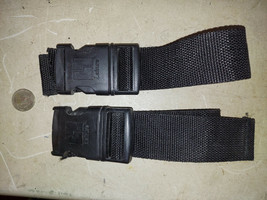 21YY50 PAIR OF NYLON STRAP DISCONNECTS, 1-1/2&quot; WIDE, LEISURE, VERY GOOD ... - £4.64 GBP