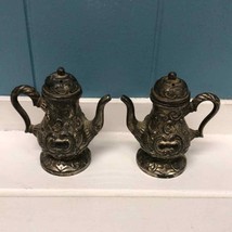 Vintage Silverplate Teapot salt and pepper Shakers Scroll Pattern - $55.49
