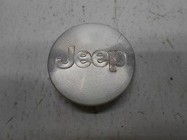 2008 Jeep Commander Center Cap 52090402AA - $21.99