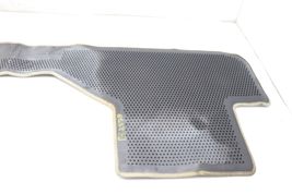 03-06 INFINITI G35 SEDAN REAR FLOOR MAT E2379 image 9