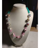 19-in Flowered &amp; Pink Hand Beaded Necklace With Accent Bead Caps - £18.45 GBP