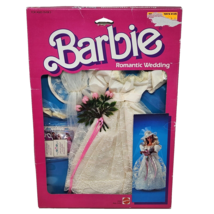 VINTAGE 1986 MATTEL BARBIE ROMANTIC WEDDING WHITE DRESS W/ FLOWERS # 310... - £22.78 GBP