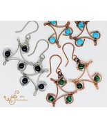 Handmade copper earrings: infinity triangle wire wrapped with round ston... - €28,24 EUR