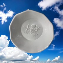 Blue Sky Ceramic Seashell Starfish Serving Bowl Dish 9&quot; Large 3&quot; Deep White NEW - £17.02 GBP