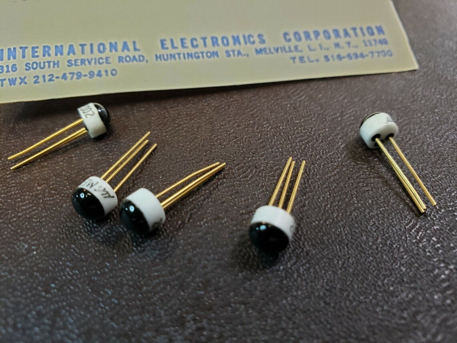 Primary image for (10 pcs) ME9002 NPN SI-RF/IF AMP TO-92 TRANSISTOR IEC GOLD NEW  $15