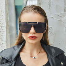 Charlotte ~ Graceful Look Sunglasses - £23.52 GBP