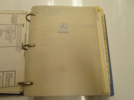 1976 1986 Mercedes Benz 220 240 300 116 Service Information Manual BINDER STAINS - $140.06