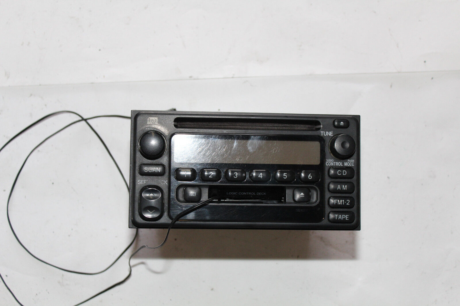 Primary image for 2000-2002 TOYOTA CELICA GT DASH RADIO STEREO CD CASSETTE PLAYER AM FM 1461