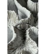 Authenticity Guarantee

14K White Gold Custom Diamond 0.58 ct Ring Size 6 - €2.202,62 EUR