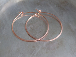 Large Hammered Copper Hoops 1.5&quot; 30-36mm - simple earthy eco-friendly recycled - £13.98 GBP