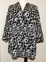 Liz Lange Maternity Black White Animal Print Shirt Top Size Medium 3/4 Sleeves - £10.24 GBP