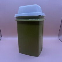 Vintage Pickle Keeper 1970&#39;s Tupperware Avocado Green 3 Pc. Complete  - $15.83