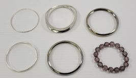 AR6) Mixed Lot of 6 Junk Drawer Costume Jewelry Woman Bracelets - $182.25 MXN