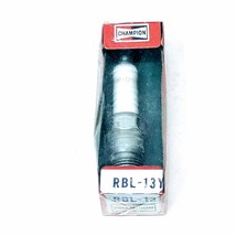 8x Champion RBL13Y Copper Resistor Spark Plugs Replaces R43TS RBL13Y 665 NOS New - £15.53 GBP