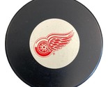 Red wings puck clipped rev 1 thumb155 crop
