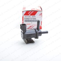 New Genuine OEM Toyota 04-09 Prius Vacuum Switching Valve 25860-21060 - $104.63
