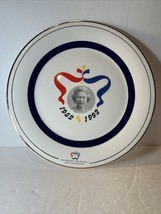 Queen Elizabeth II 1992 40th Anniversary Commemorative Plate - $335.33 MXN