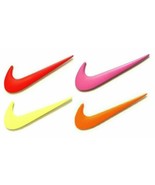 NEON COLOR METAL SWOOSH LOGO CHECK MARK LAPEL PUSH PIN BUTTON KICKS SNEAKER - €8,64 EUR
