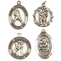 Quattro (4) Argento Sterling St.Christopher &amp; St.Joseph Medaglioni/Ciondoli - $2,094.17 MXN