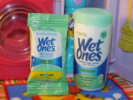 Zuru Mini Brands Wet Ones Sensitive Skin Wipes &amp; Handwipes Pack lot fits Barbie - £6.32 GBP