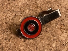 VINTAGE TIE BAR CLIP CLASP  Silver Tone  Red &amp; Black Target - €4,71 EUR