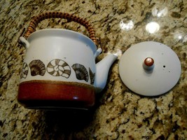 * Otagiri Coffee Tea Water Pot Kettle Sea Shell Seashore Stoneware Pottery Vtg - £11.49 GBP