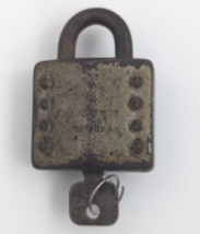 Vintage REESE Warded Padlock Co. Lancaster PA One Key image 2