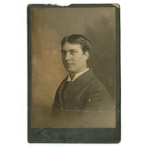 Victorian Era Cabinet Card Young Man &#39;Jim&#39; Photo N.B. Andersen Redwood F... - $182.07 MXN