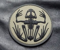 US Navy Seals Bone Frog Skull Skeleton DEVGRU 3D PVC Rubber Hook Patch - £8.05 GBP