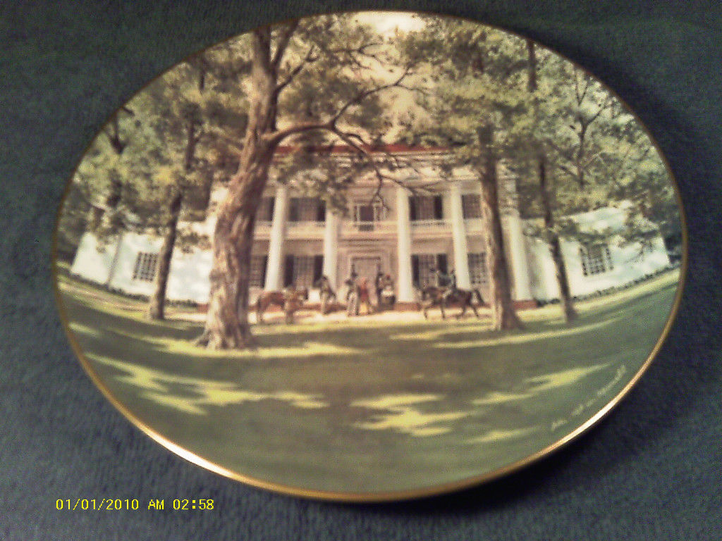 (P1) 10 1/2" COLLECTOR PLATE "HERMITAGE" 1974 - £16.57 GBP