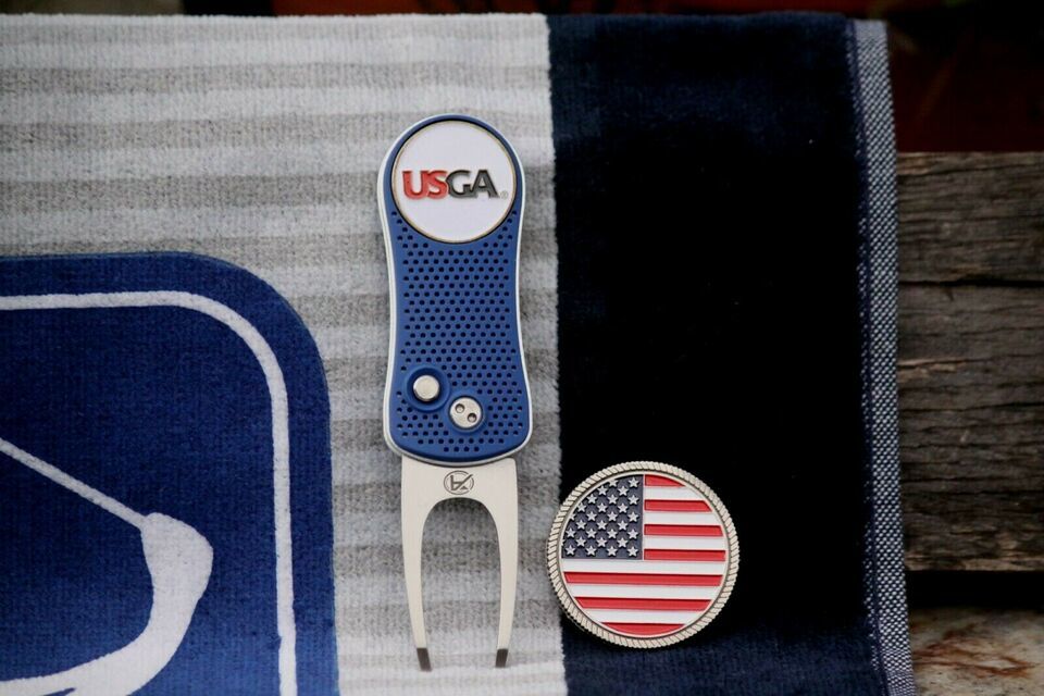 PGA Championship Quail Hollow  Ball Marker &amp; Ahead Divot Tool - Beautifu... - $17.77