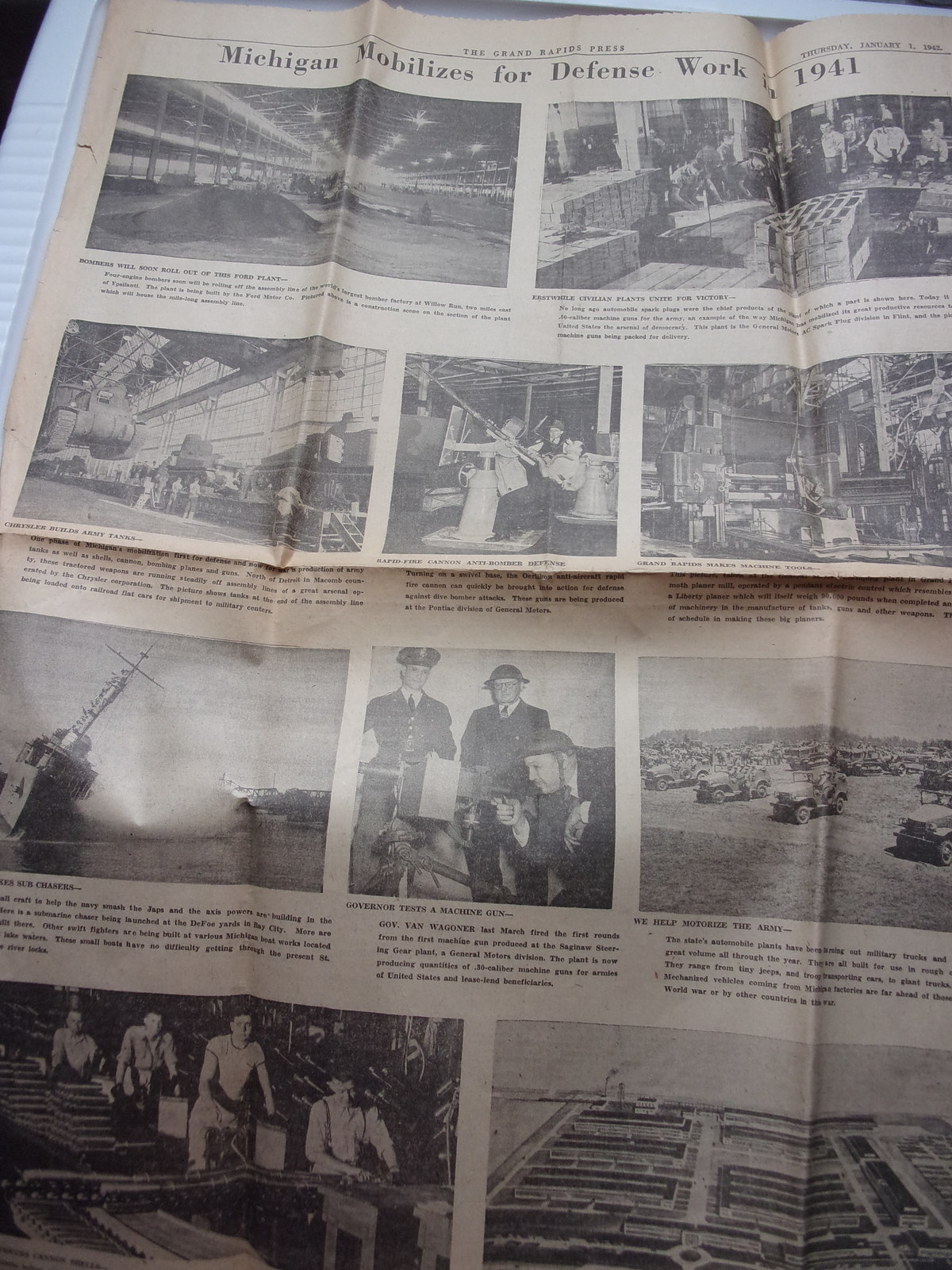 Vtg Grand Rapids Press 1942 Mich Mobilizes for Defense Work Partial News... - $1.99