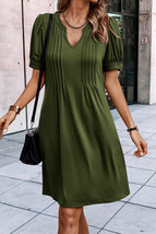 Fern Green Notched Neck Pleated Puff Sleeve Shift T-shirt Dress - $229.83 MXN