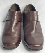 woman’s clarks Bootie shoes size 10m brown 2inch heel side zip 83646 - $18.76