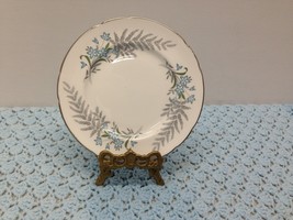 Paragon Finlandia Fine Bone China England 6.1/8 Inch Bread Plate - $17.52 CAD