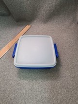 Vintage Blue Tupperware Square Away Sandwich Keeper 1362 With Lid MADE I... - £7.00 GBP