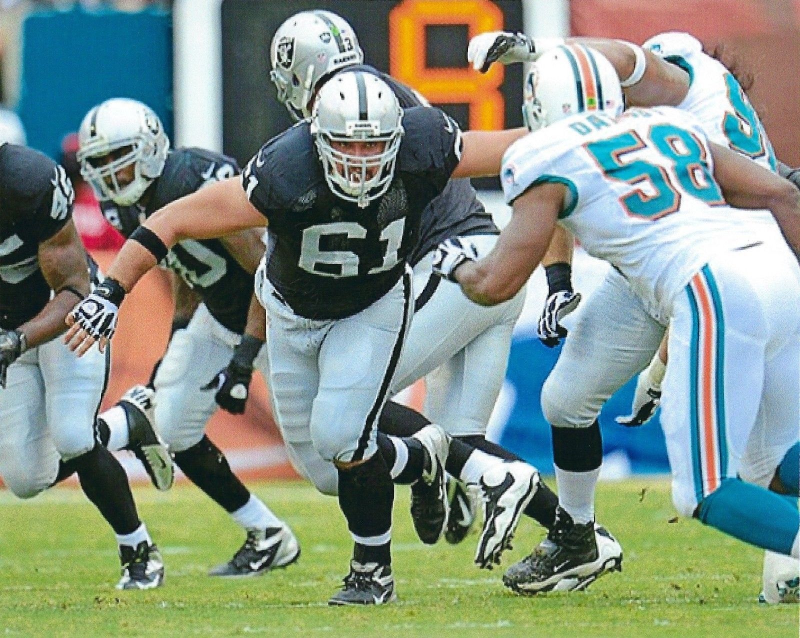 STEFAN WISNEWSKI 8X10 PHOTO OAKLAND RAIDERS PICTURE NFL FOOTBALL - £3.91 GBP