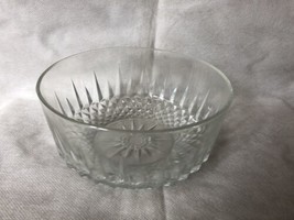 Arcoroc France serving bowl clear glass starburst diamond pattern 6.5 in. - £10.89 GBP