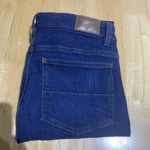 Kirkland Signature Mens Blue Jeans Size 32x30 Medium Wash Straight Leg D... - $22.54