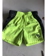 OshKosh B&#39;Gosh Baby / Baby Boys&#39; Pull On Shorts, Neon Green Size 6mos - $130.67 MXN