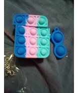 Popit pop it airpod series 2 and 1 case cute new with chain - $14.80 CAD