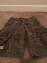 Levi Strauss Men&#39;s Casual Cargo Shorts Zip &amp; Button Pockets Camouflage Size 28 - £26.75 GBP