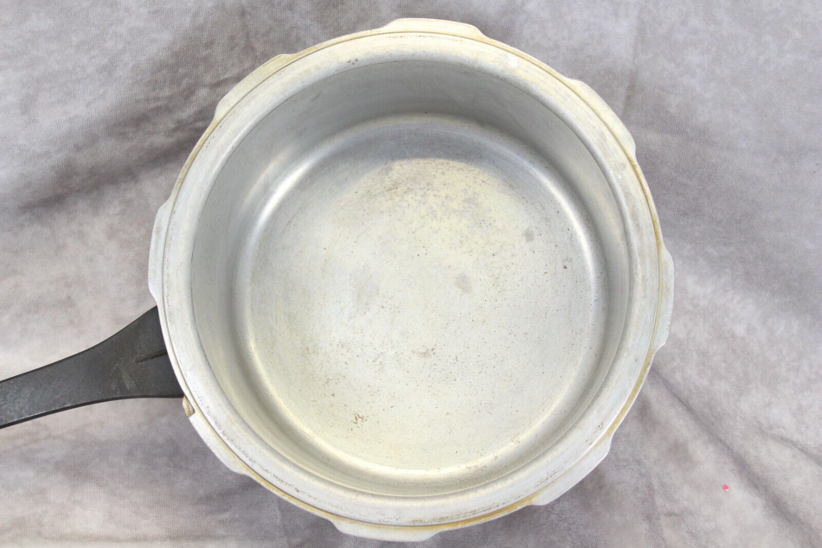 MIRRO MATIC Aluminum 4 Quart Pressure Cooker 394M USA Pressure Cookers