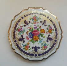 Vintage Stratton England Compact Scalloped Edge Floral W/Multi-color Enamel - £52.63 GBP