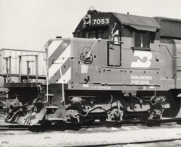 Burlington Northern Railroad BN #7053 SD40-2SS Electromotive Train Photo... - $9.49