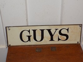 Vintage Guys Bathroom Tin Tacket Sign - $1,199.48 MXN