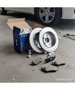 Rear Brake Kit, OE Brake Rotors and Ceramic Brake Pads | Fits Chrysler S... - $2,745.69 MXN