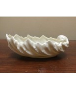 Vintage Lenox Ivory Acanthus Leaf Shell Nut Candy Dish Gold Lenox Mark USA - £19.38 GBP